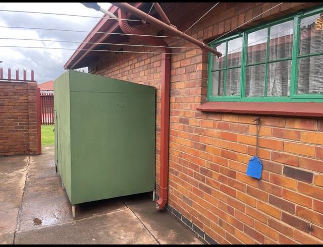 3 BEDROOM HOUSE FOR SALE IN VANDERBIJLPARK CW 4